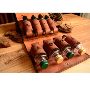 spice_sauce_set_8bottle_leatherbag2